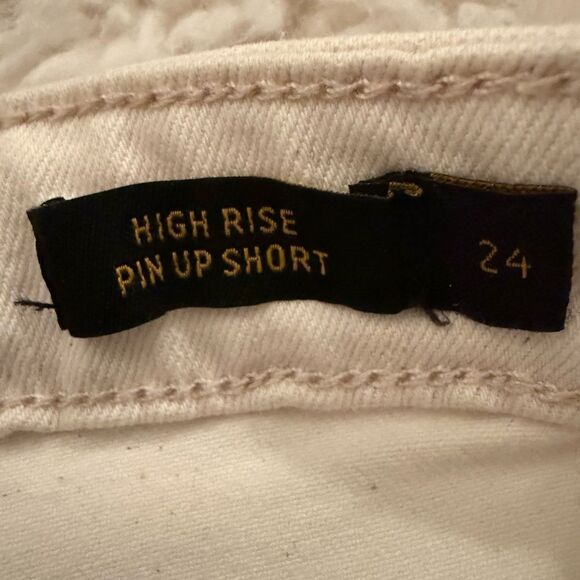 Free People Lee Bone Shorts 24 BNWT Non Smoking Bone Colored - Picture 5 of 9